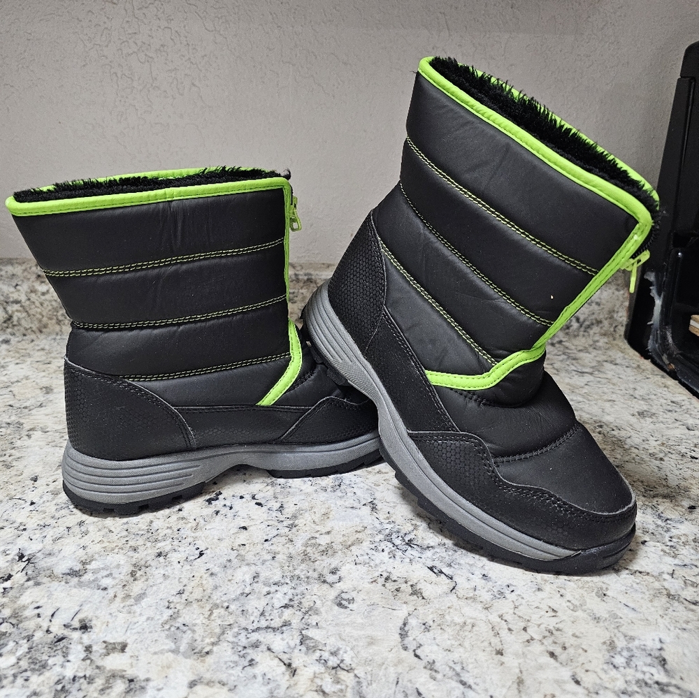 Kids snow boots